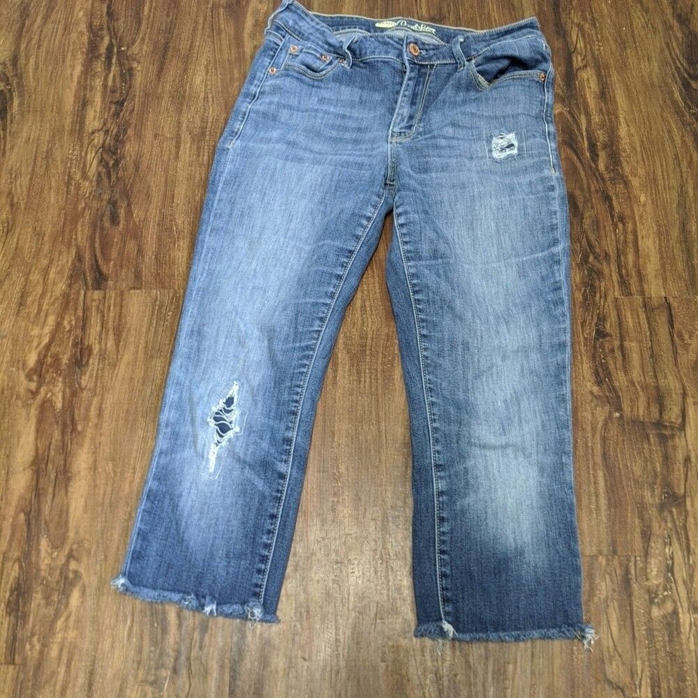 Old Navy The Rockstar Distress Detail Jeans Capris Patch Holes Size 6 Vintage - Picture 2 of 9